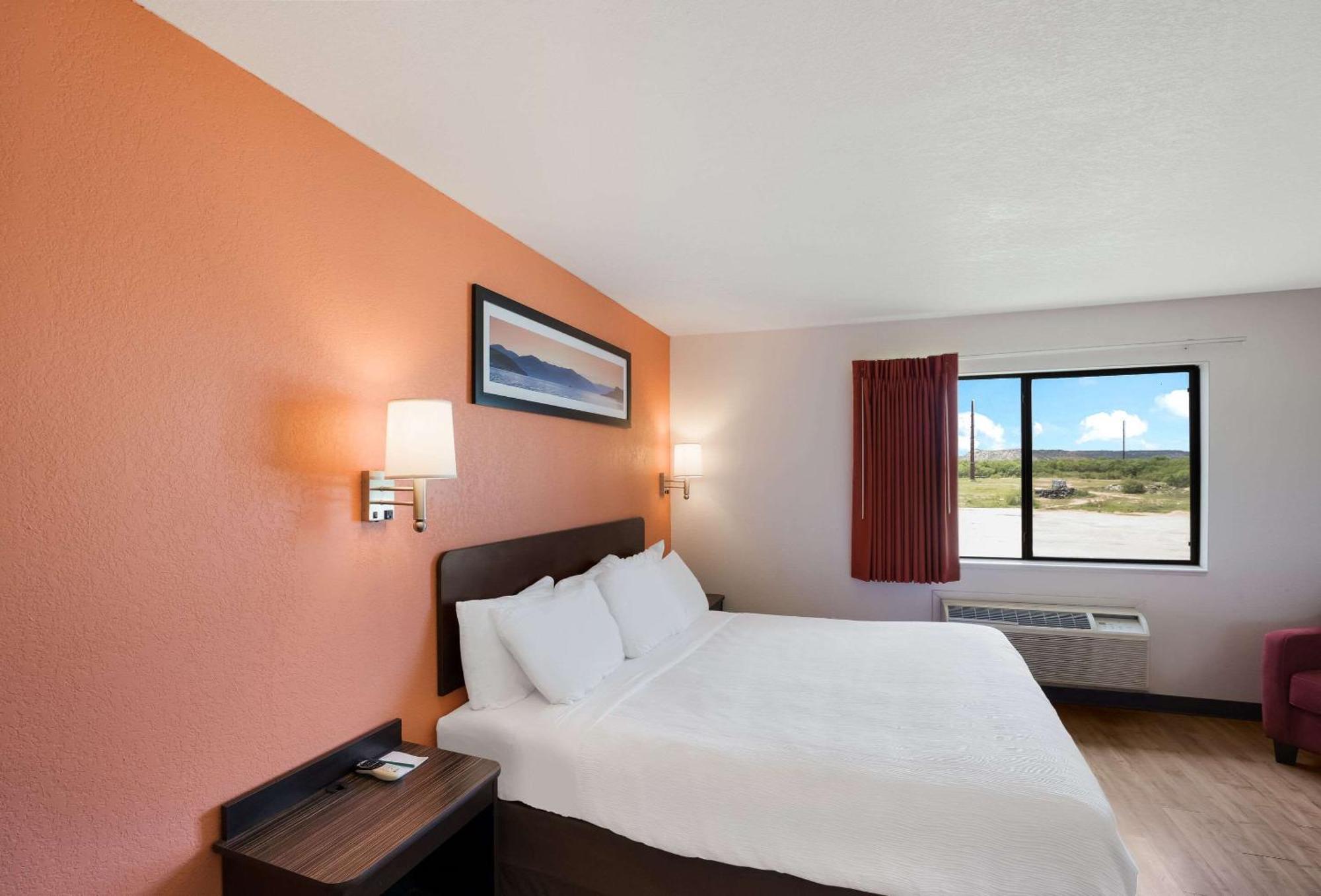 Quality Inn & Suites Junction Extérieur photo
